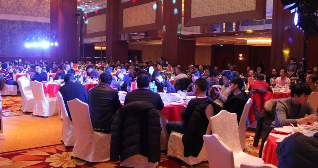 大連鵬鴻木工活動現場